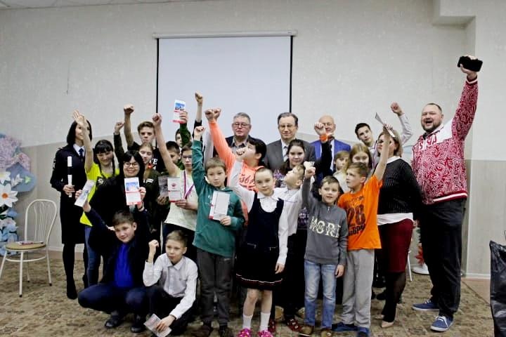 Номер детдома в екатеринбурге. Ляпустина 4 екатеринбург детский дом. Детский дом в екатеринбурге. Детский дом монетный березовский. Детские дома.