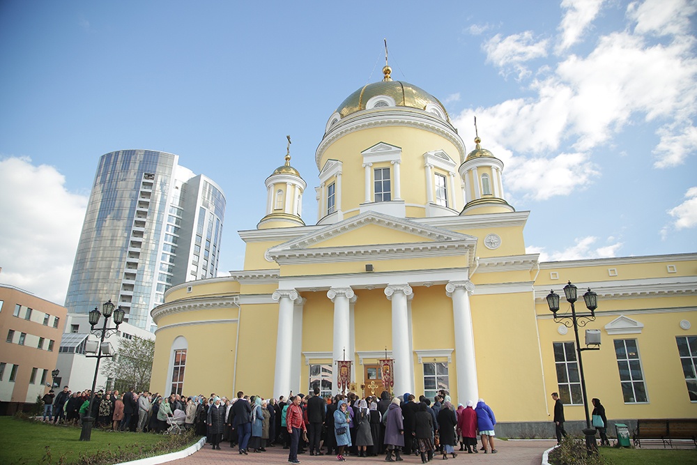 Свято троицкий собор в екатеринбурге